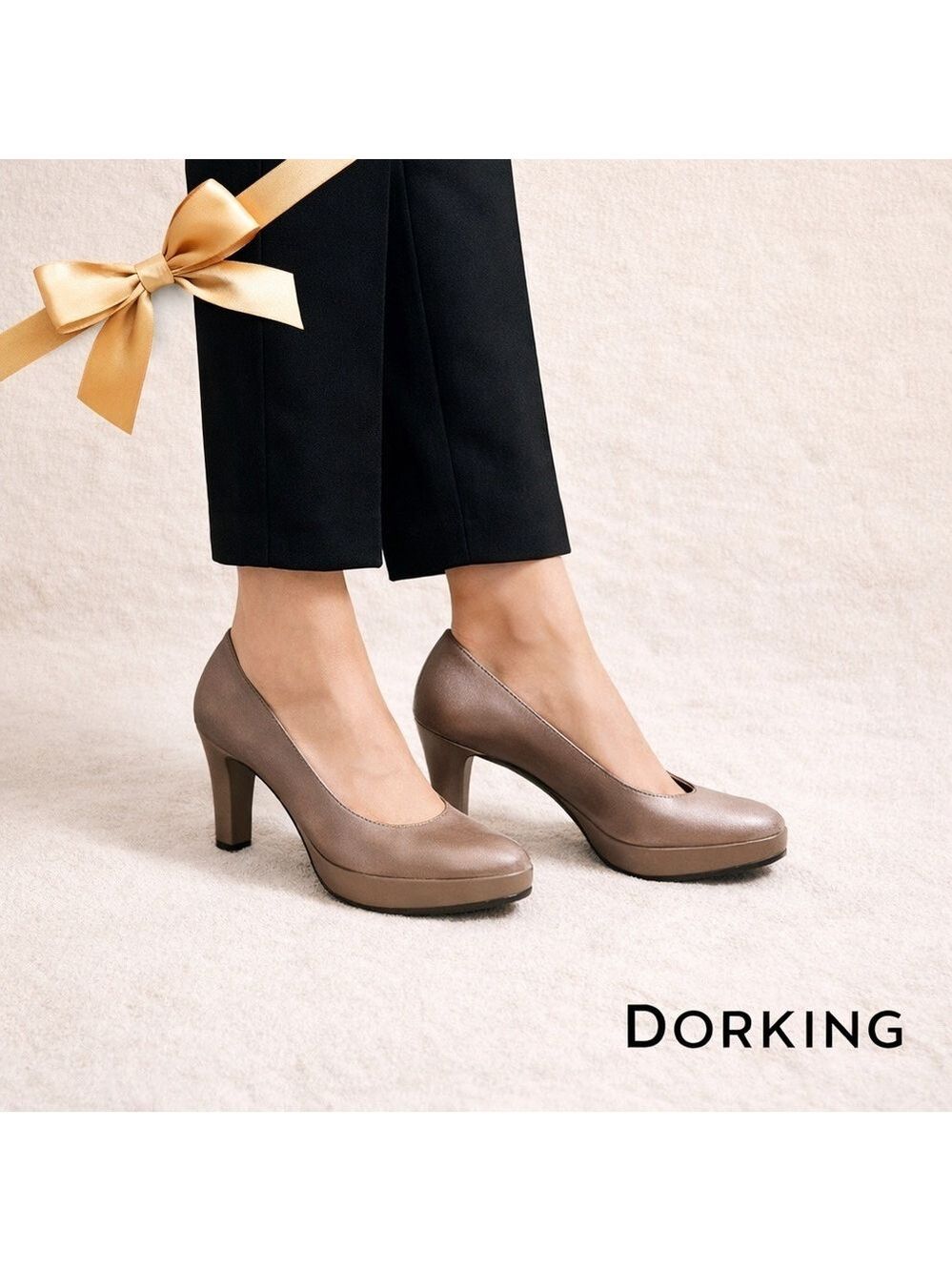 Dorking Platform Comfort Pump Spain Taupe Leather 3” Heel Size 10 US/41 NEW